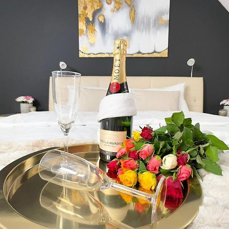 M-Style 04 Apartment Mit Balkon Und Gasgrill, 24H Self-Check-In, Free Parking, Netflix Нюрнберг Экстерьер фото
