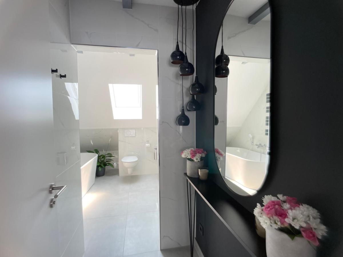 M-Style 04 Apartment Mit Balkon Und Gasgrill, 24H Self-Check-In, Free Parking, Netflix Нюрнберг Экстерьер фото